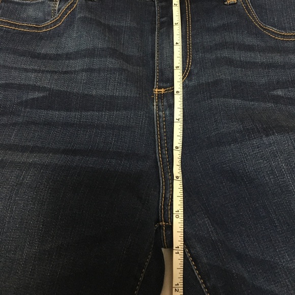 Forever 21 Distressed Skinny Jean size Medium - Picture 9 of 12